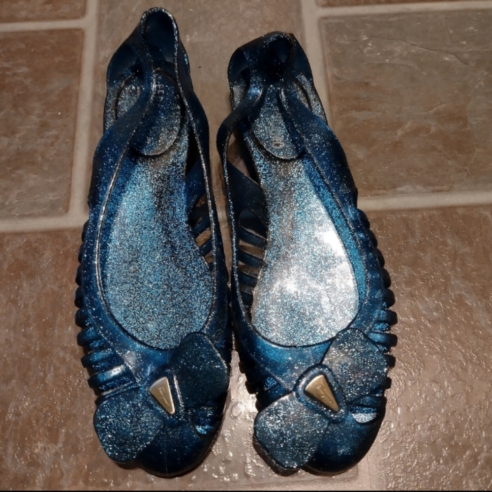 Salvatore Ferragamo blue shimmer glitter jelly sandal size 7